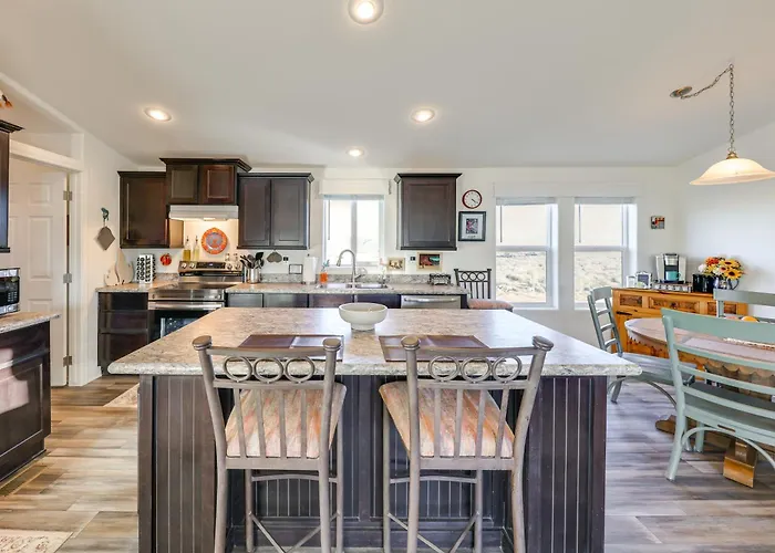 Mtn Views, 15 Mi To Dtwn Kingman: Family Home! Holiday home *